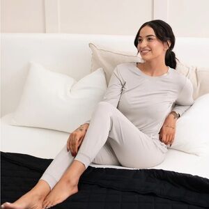 KYTE NWT Women's Jogger Pajama Set in Oat - Oat